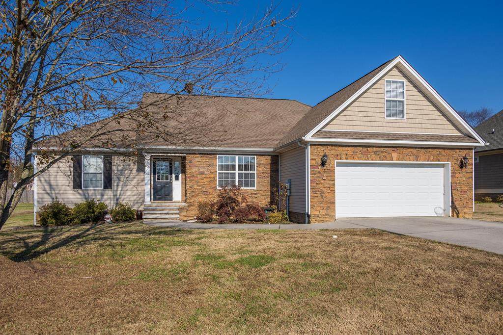 213 Thoroughbred Drive Nw - Photo 1