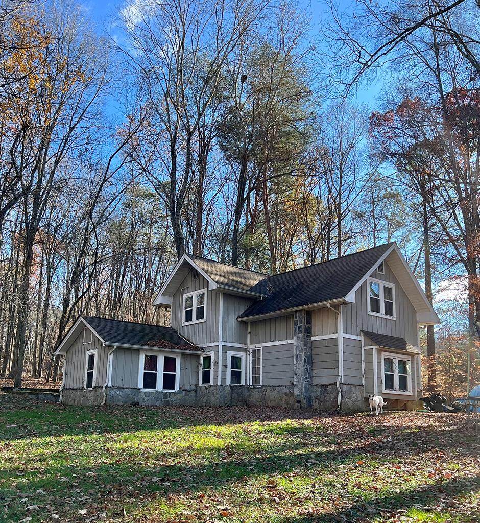 1380 Torbett Road - Photo 1