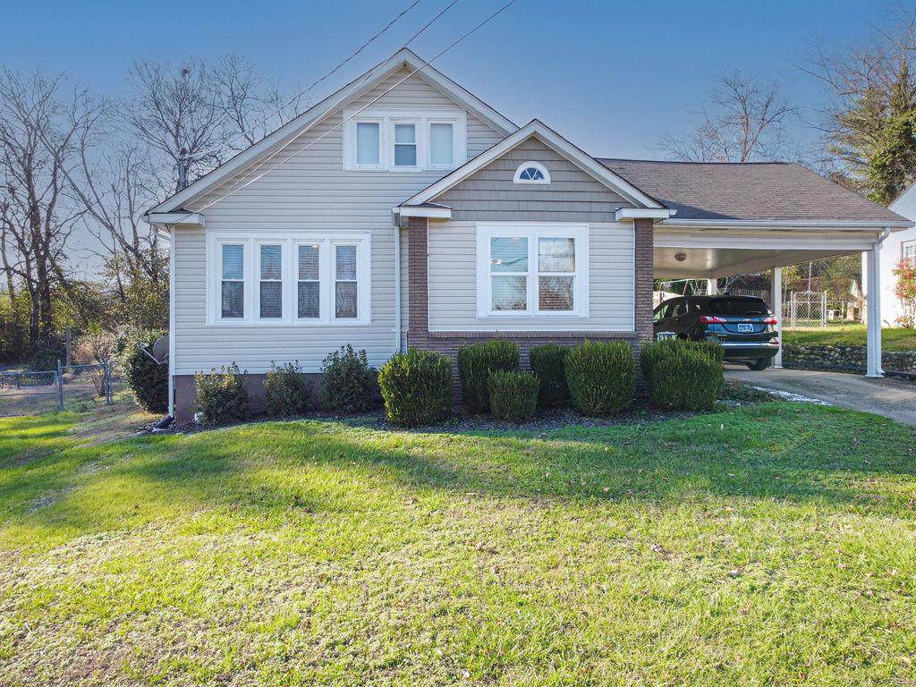 112 Fairview Avenue - Photo 1