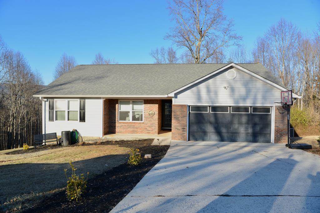 1044 Ashley Lane - Photo 1