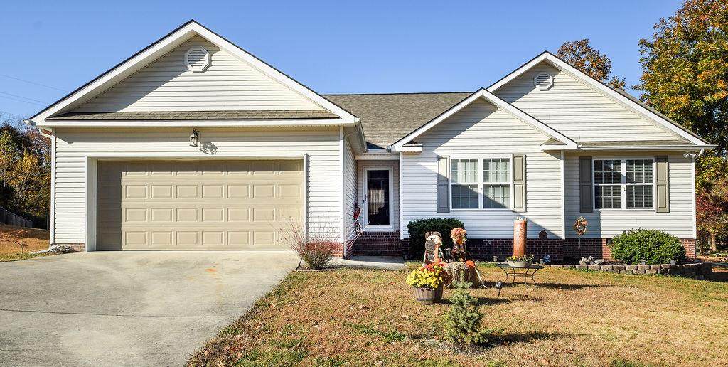 274 Webb Lane Ne - Photo 1