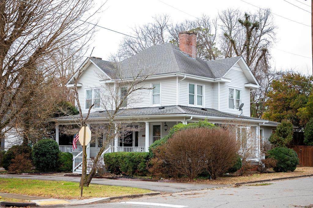 414 Ingleside Avenue - Photo 1