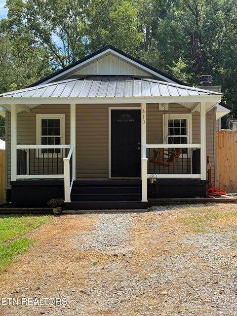 410 Douglas Avenue - Photo 1