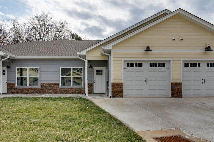 4470 Keith Street - Photo 1