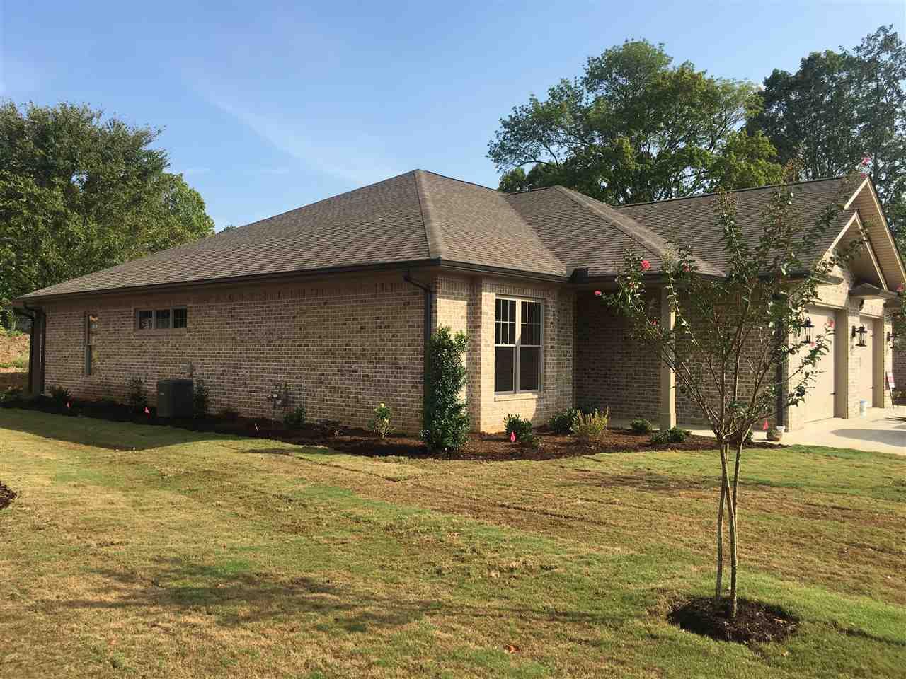 5026 North Lee Hwy - Photo 1