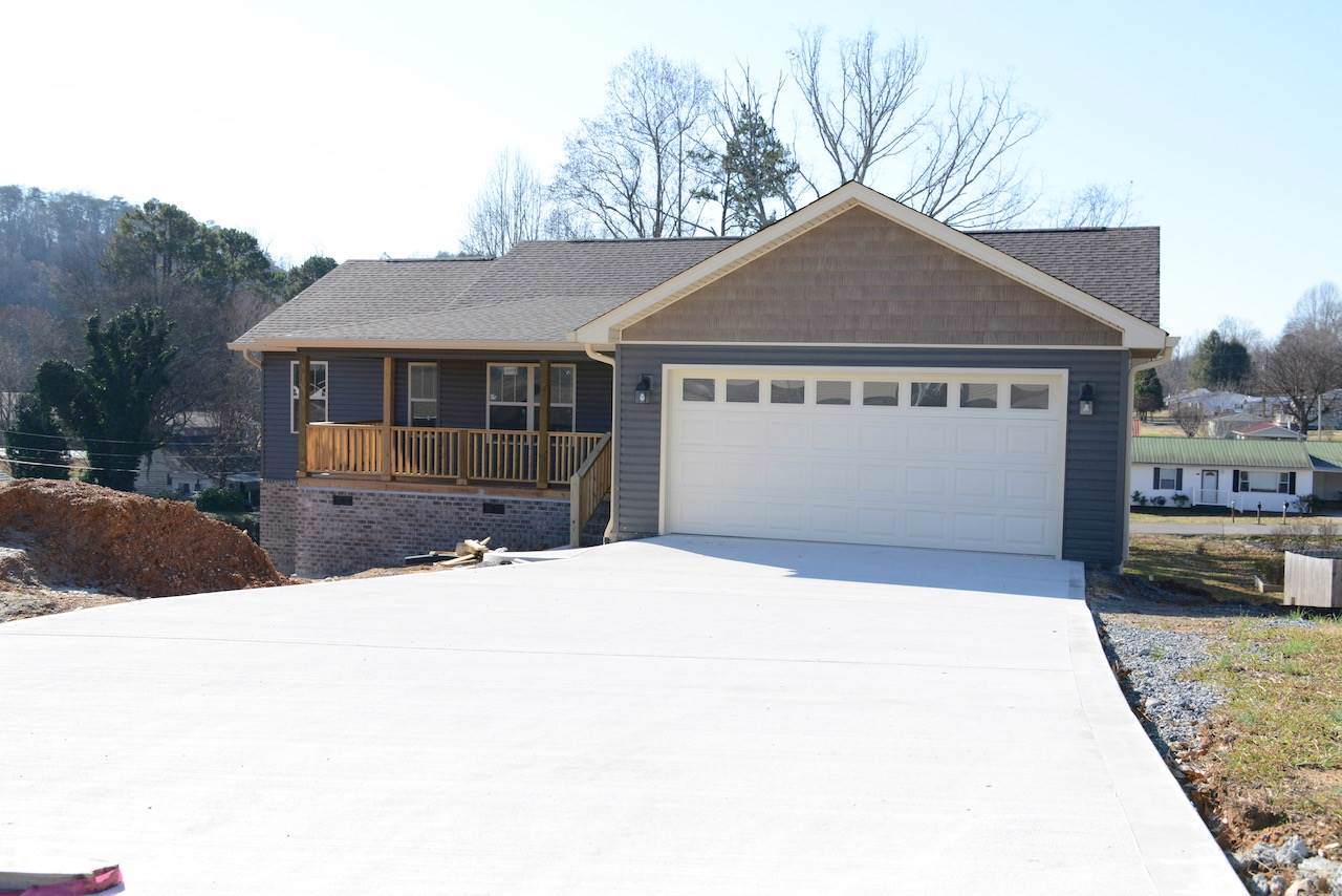 151 Foothills Drive - Photo 1