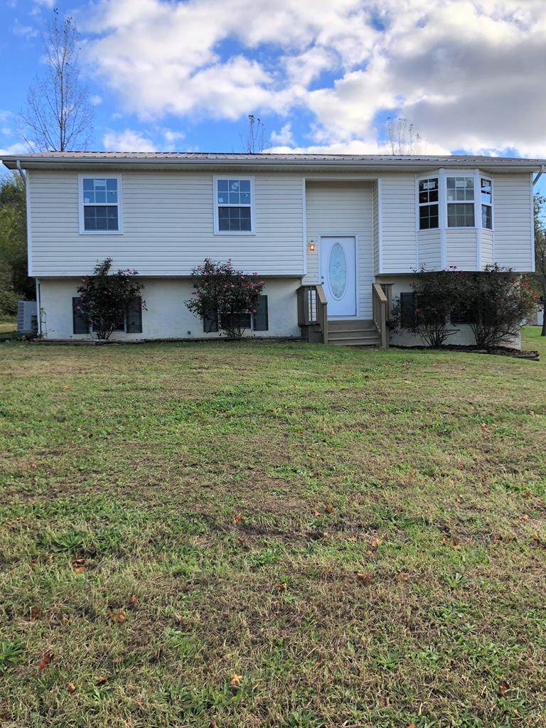 146 Mikel Road Se - Photo 1