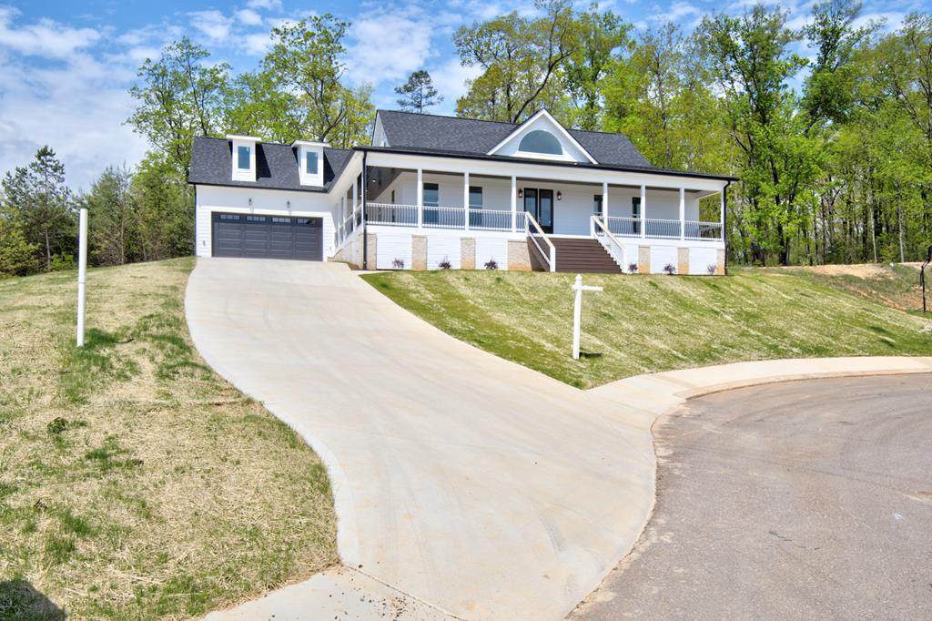 2191 Volunteer Drive Sw - Photo 1