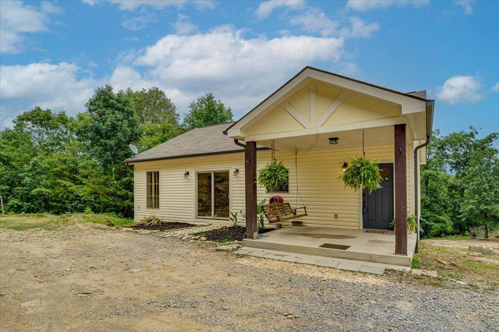 729 Dave Brown Road - Photo 1