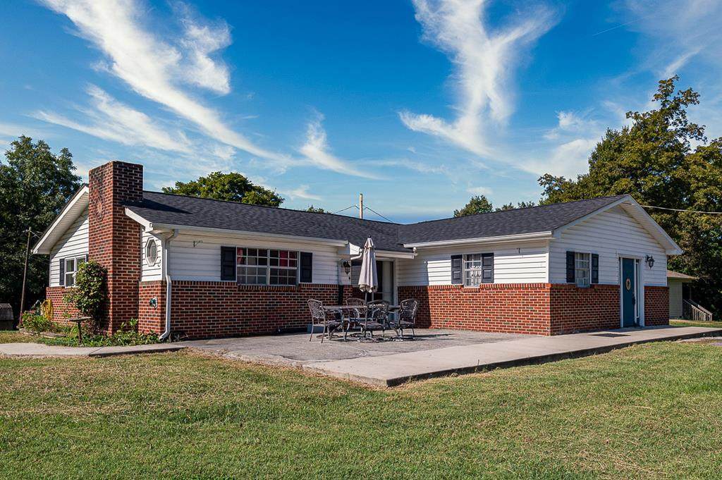 199 Bates Street Ne - Photo 1