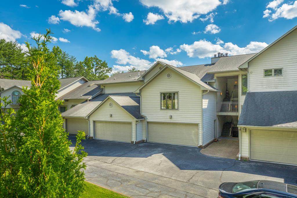 4274 Lakeshore Lane Unit 102 - Photo 1