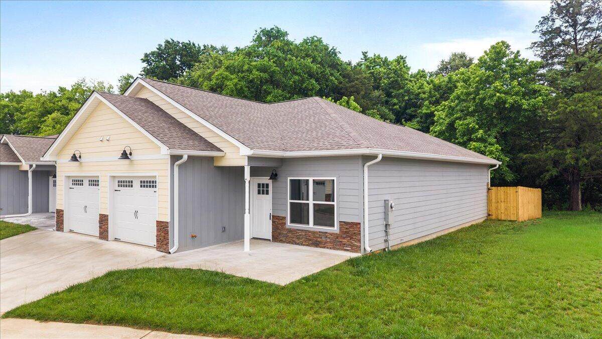 4470 Keith Street - Photo 1
