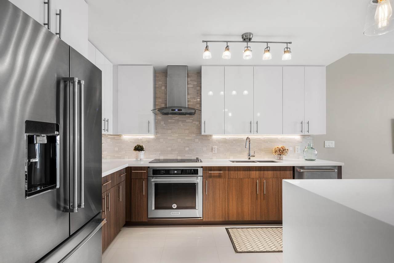 236 Fifth Avenue - Photo 1