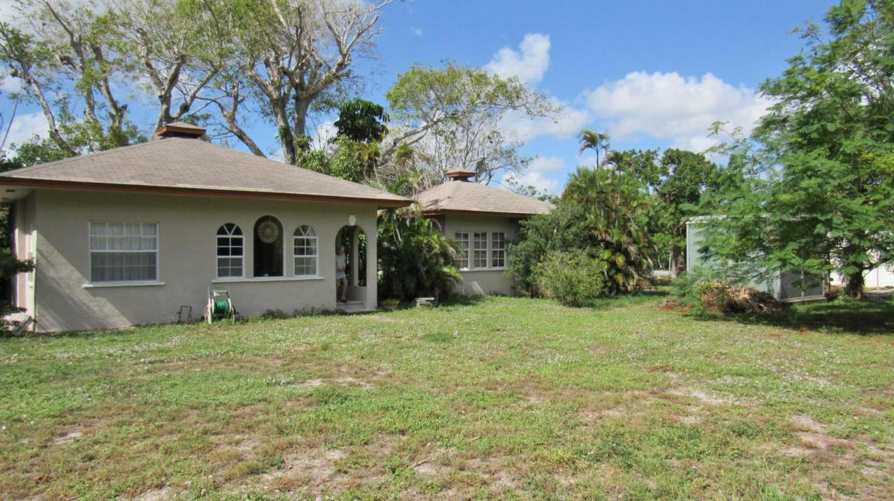 1517 Lakeside Drive - Photo 1