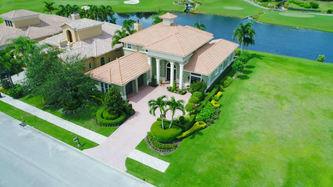 220 Bella Strano - Photo 1