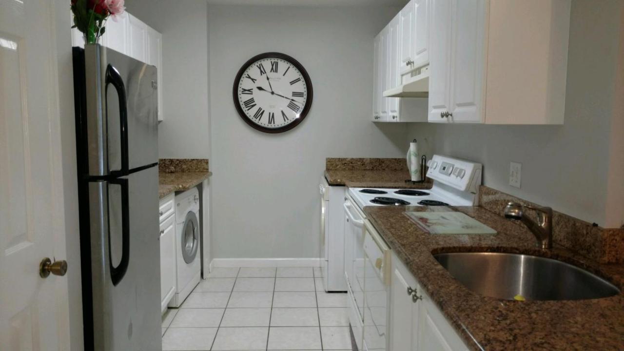 2020 Greenview Shores Boulevard - Photo 1