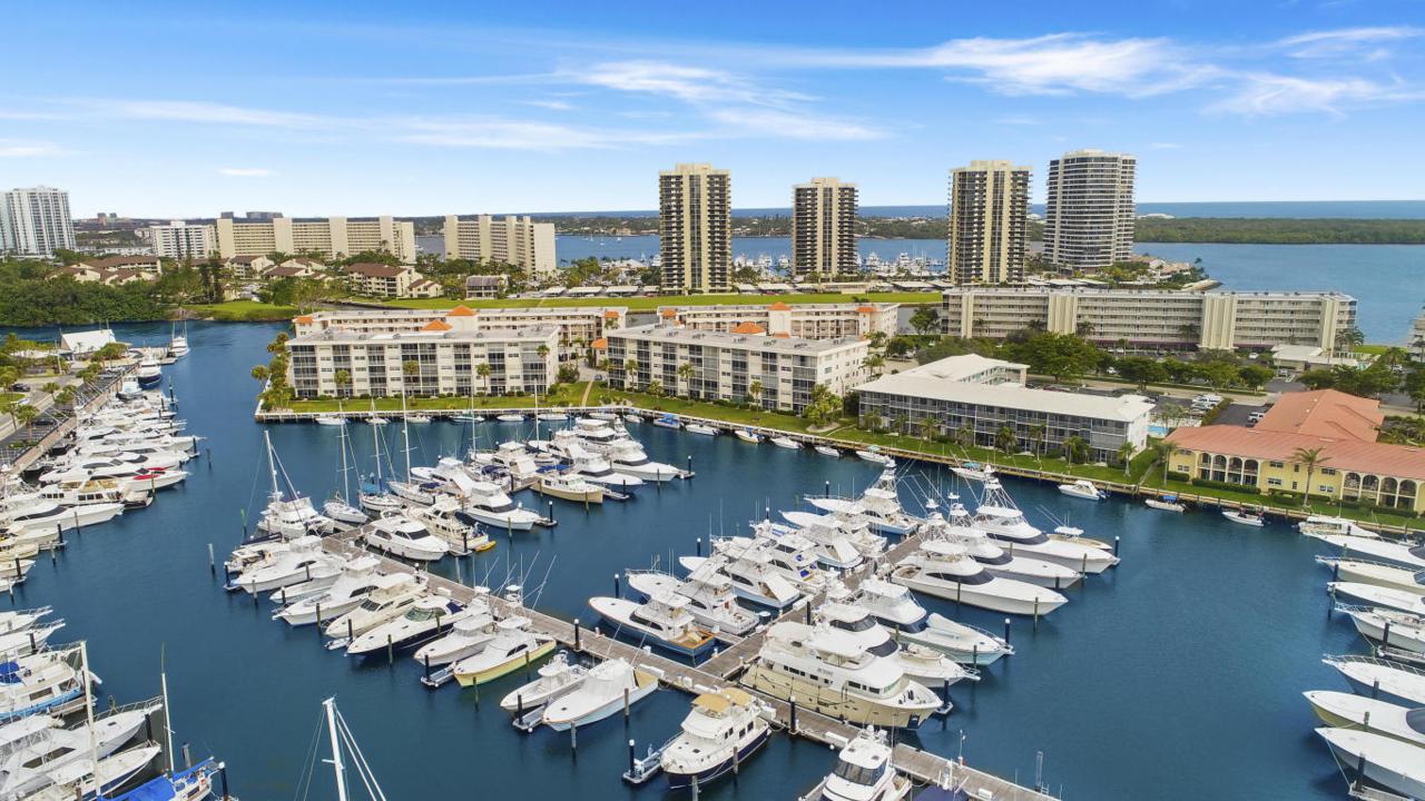 29 Yacht Club Drive - Photo 1