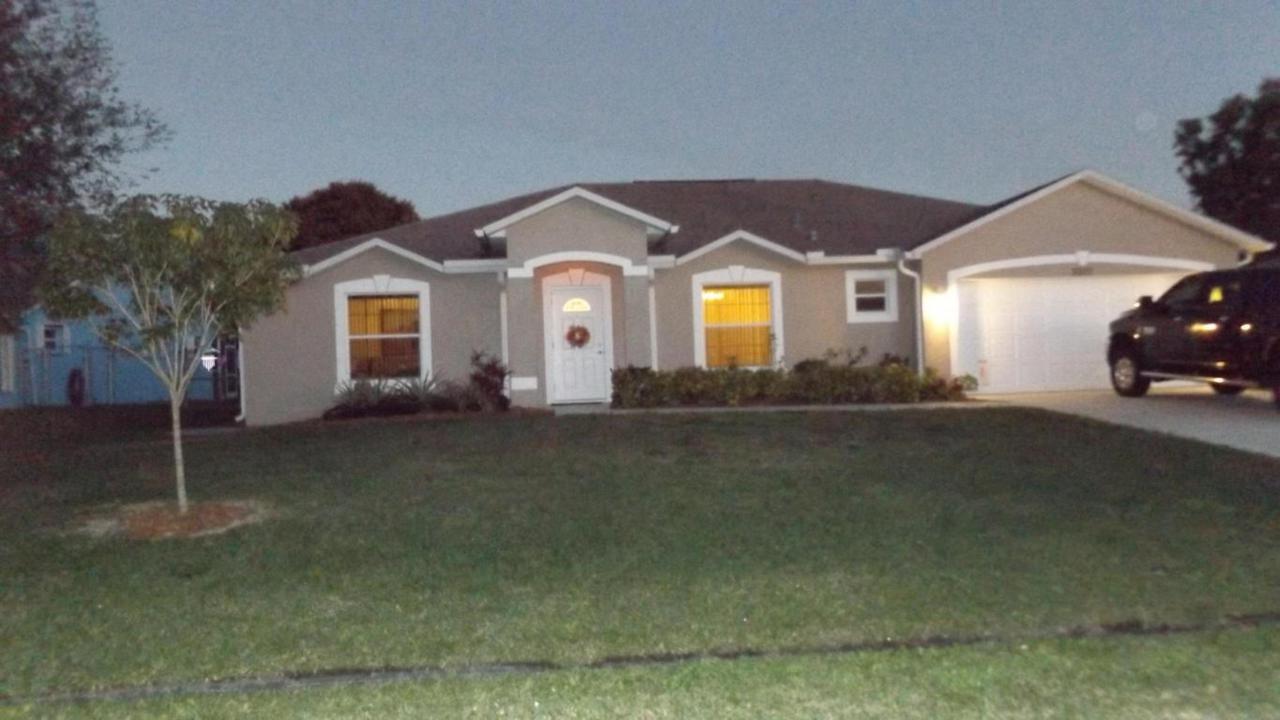 3071 Boxwood Circle - Photo 1