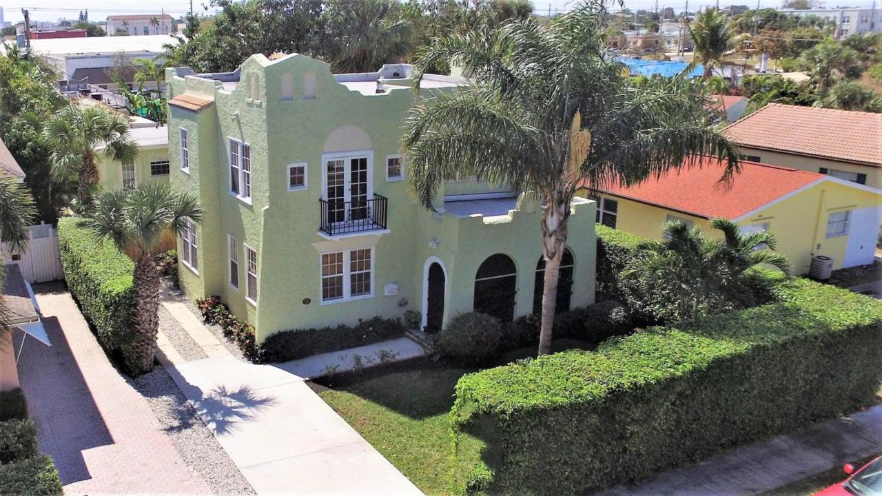 422 26th Street - Photo 1