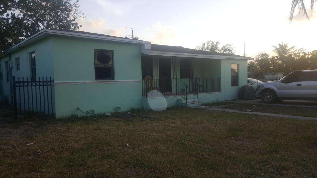 1092 115 Street - Photo 1