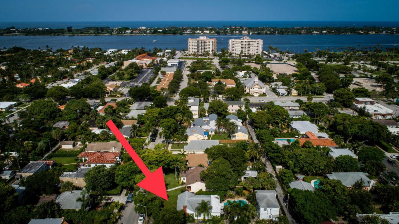 430 27th Street - Photo 1