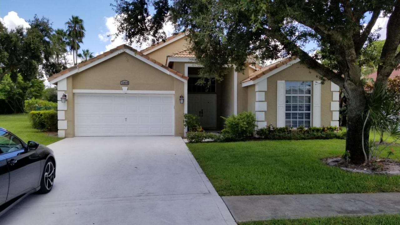 1304 Lake Breeze Drive - Photo 1