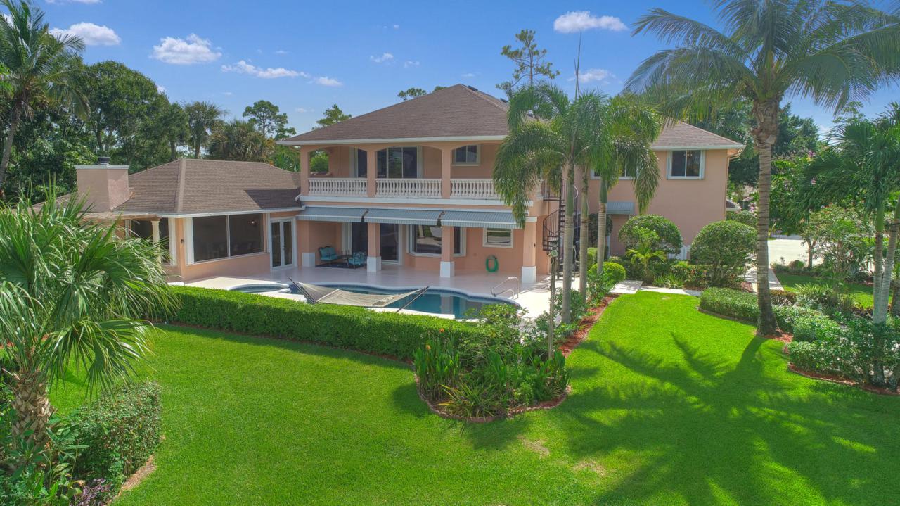 527 Squire Drive - Photo 1
