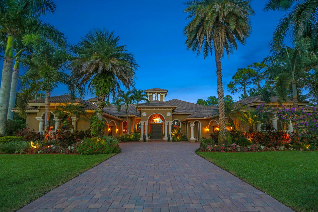7730 Woodsmuir Drive - Photo 1