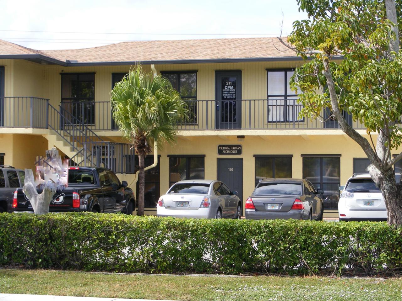 312 S Old Dixie Hwy - Photo 1