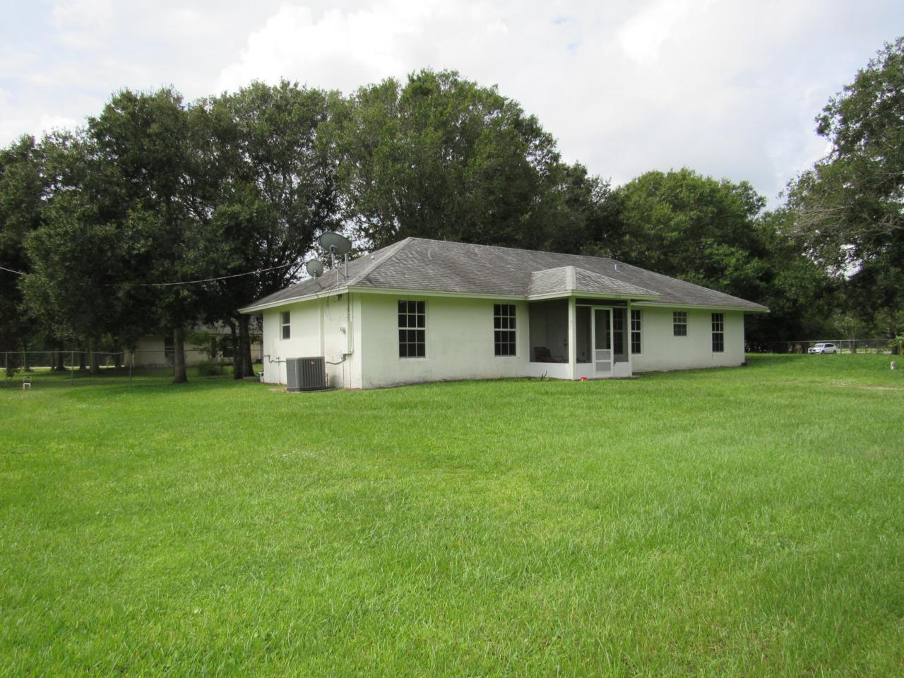 7892 84th Court - Photo 1