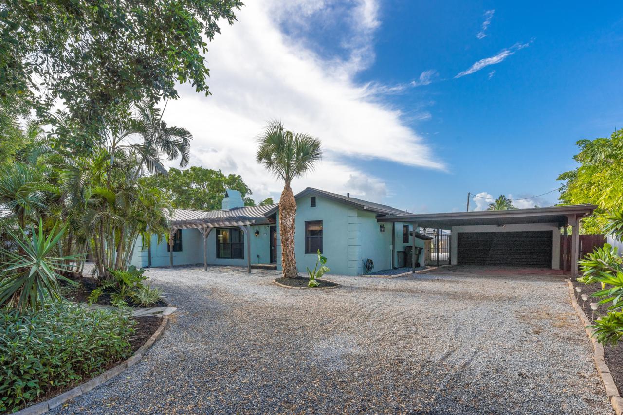 202 7th Street - Photo 1