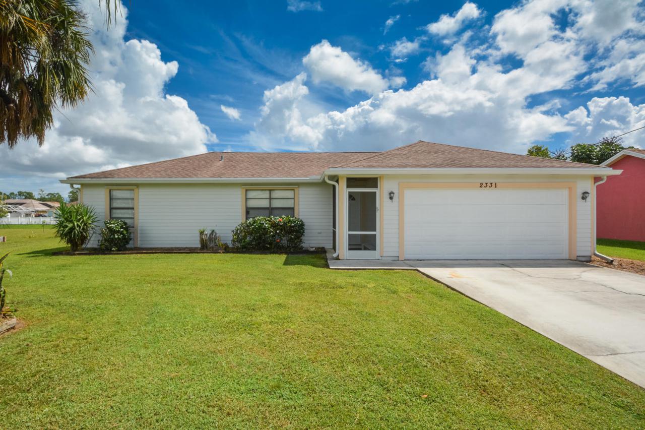 2331 Kent Circle - Photo 1