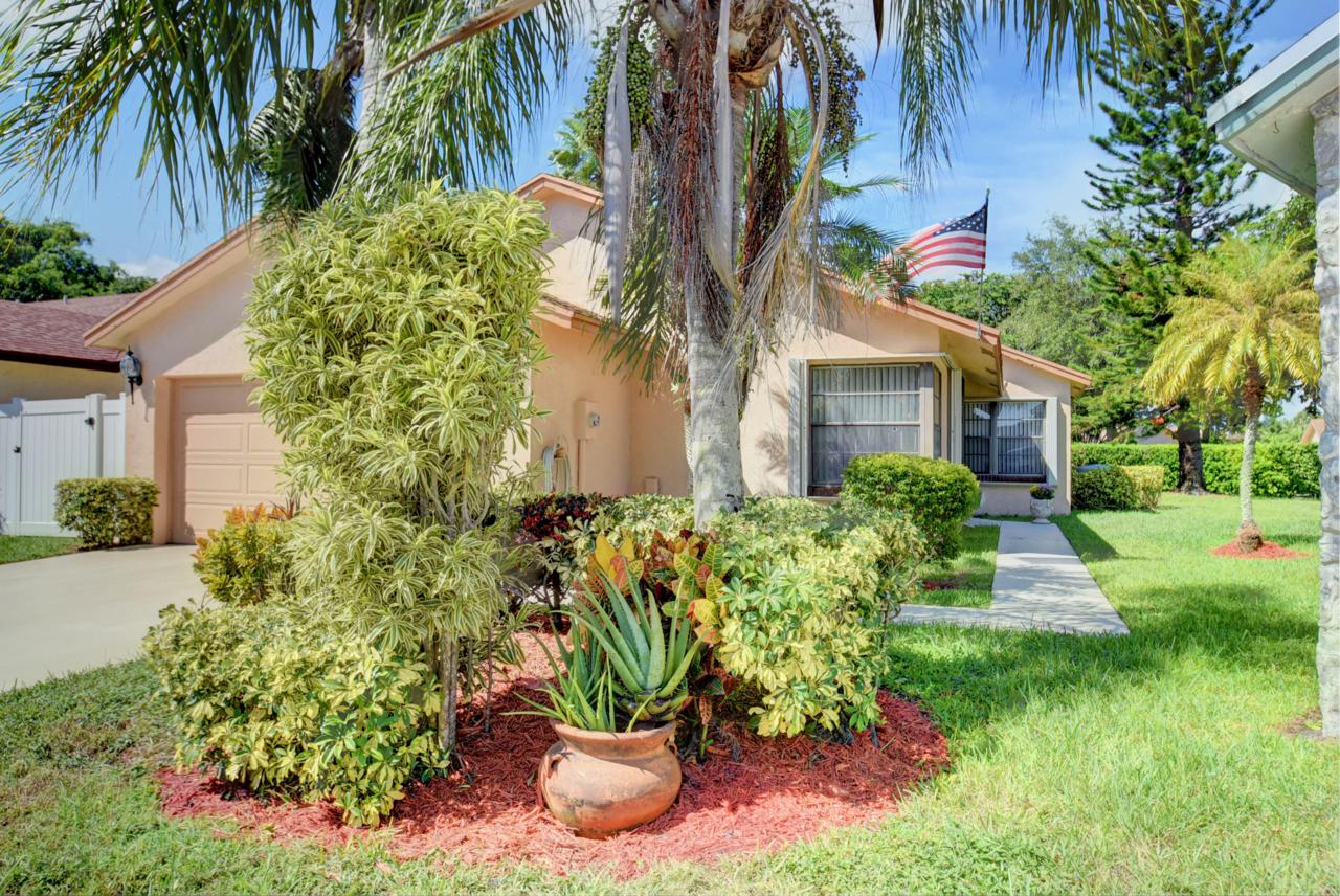 19857 Villa Medici Place - Photo 1