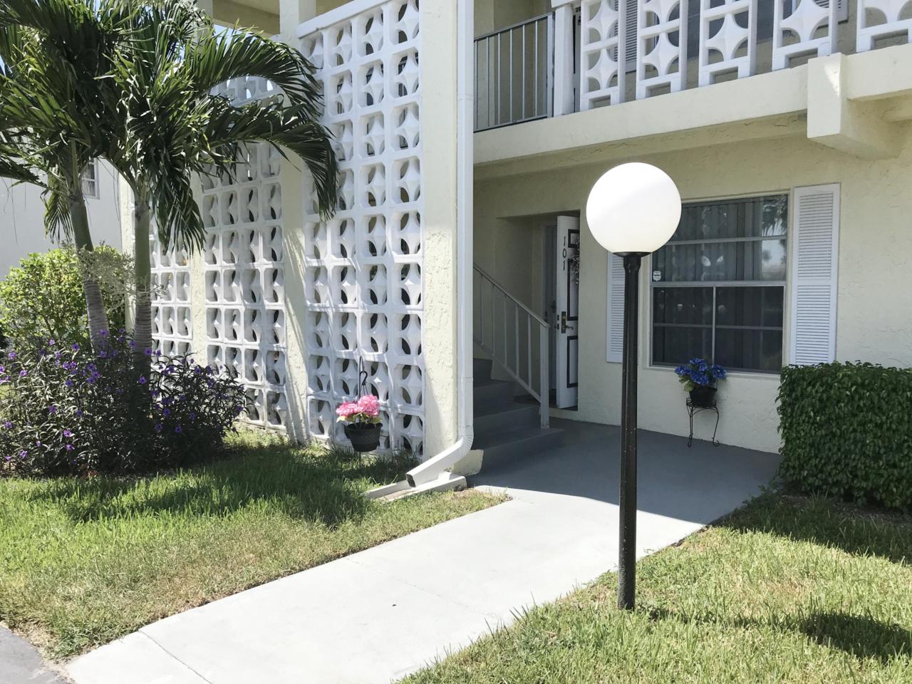 1121 Cactus Terrace - Photo 1