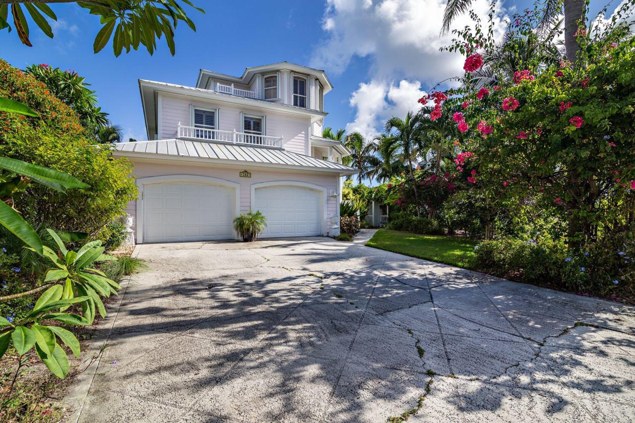 152 Intracoastal Circle - Photo 1