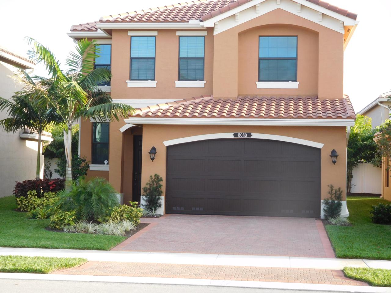 8080 Rainforest Jasper Lane - Photo 1