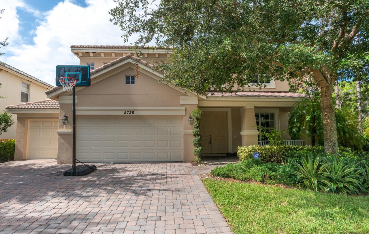 5736 Crooked Oak Avenue - Photo 1