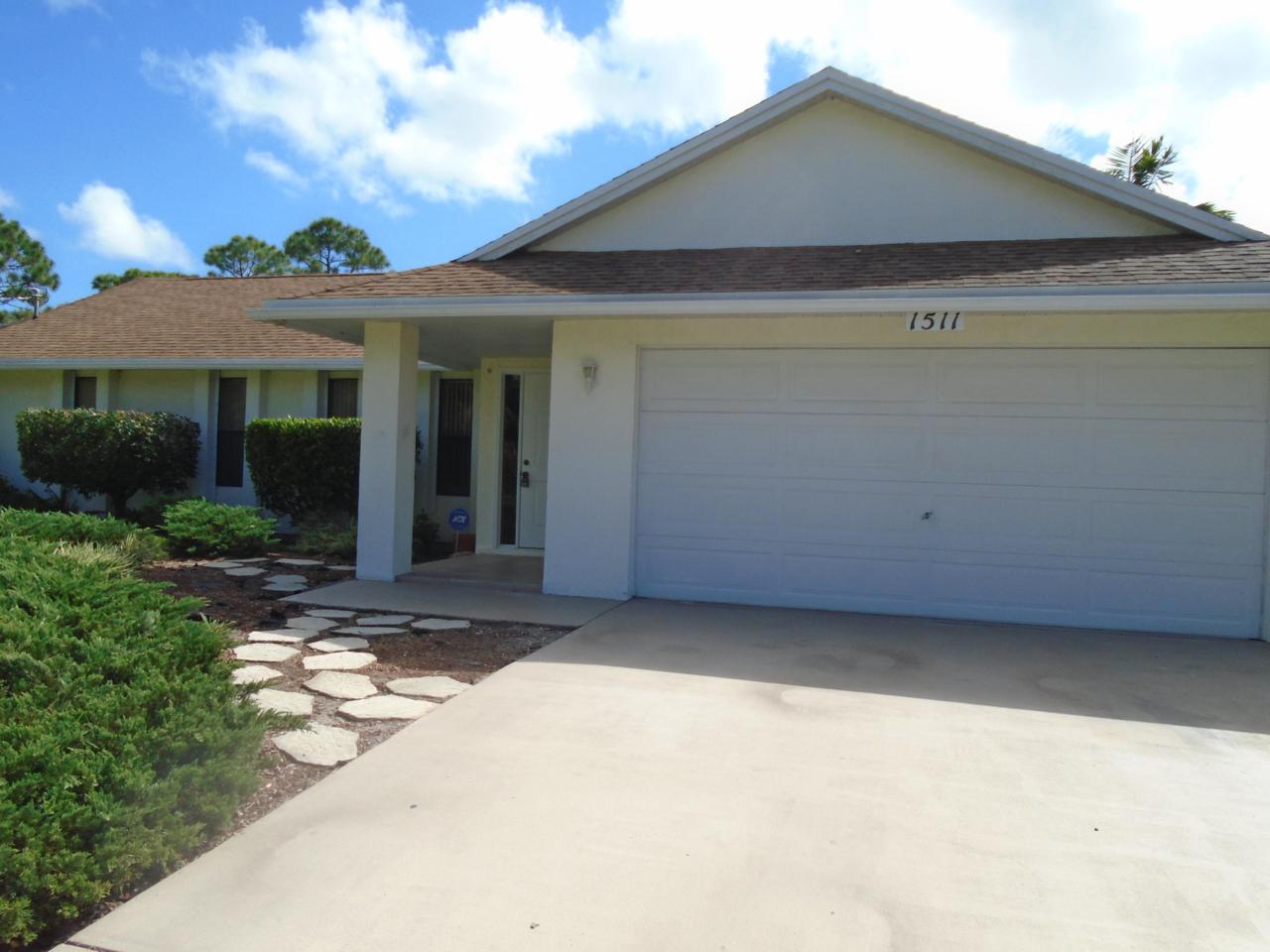 1511 Coply Street - Photo 1