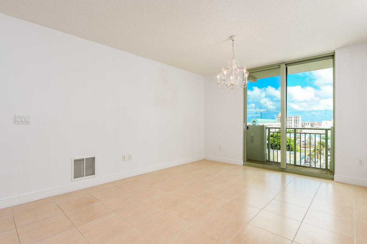 610 Clematis Street - Photo 1