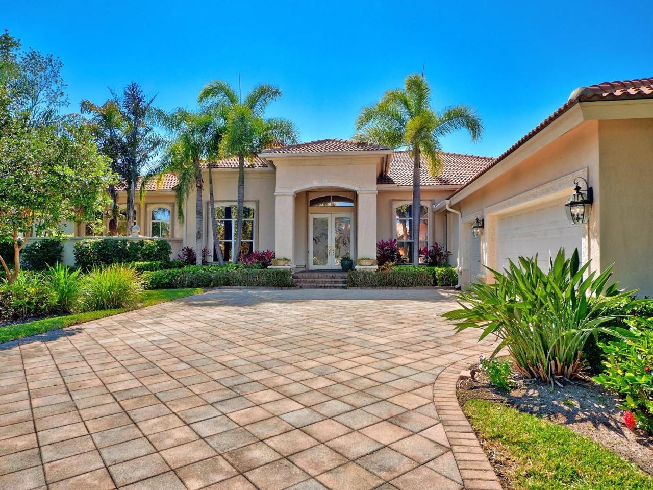 7853 Fairway Lane - Photo 1