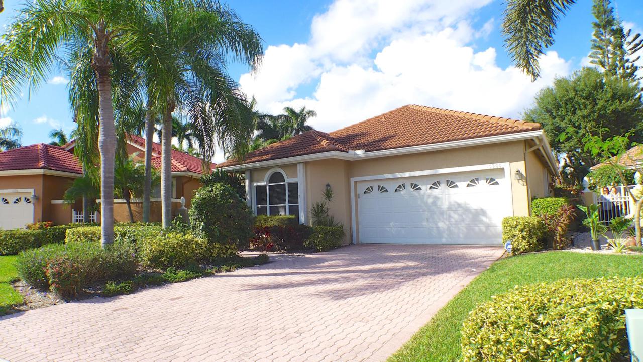 17200 Hampton Boulevard - Photo 1