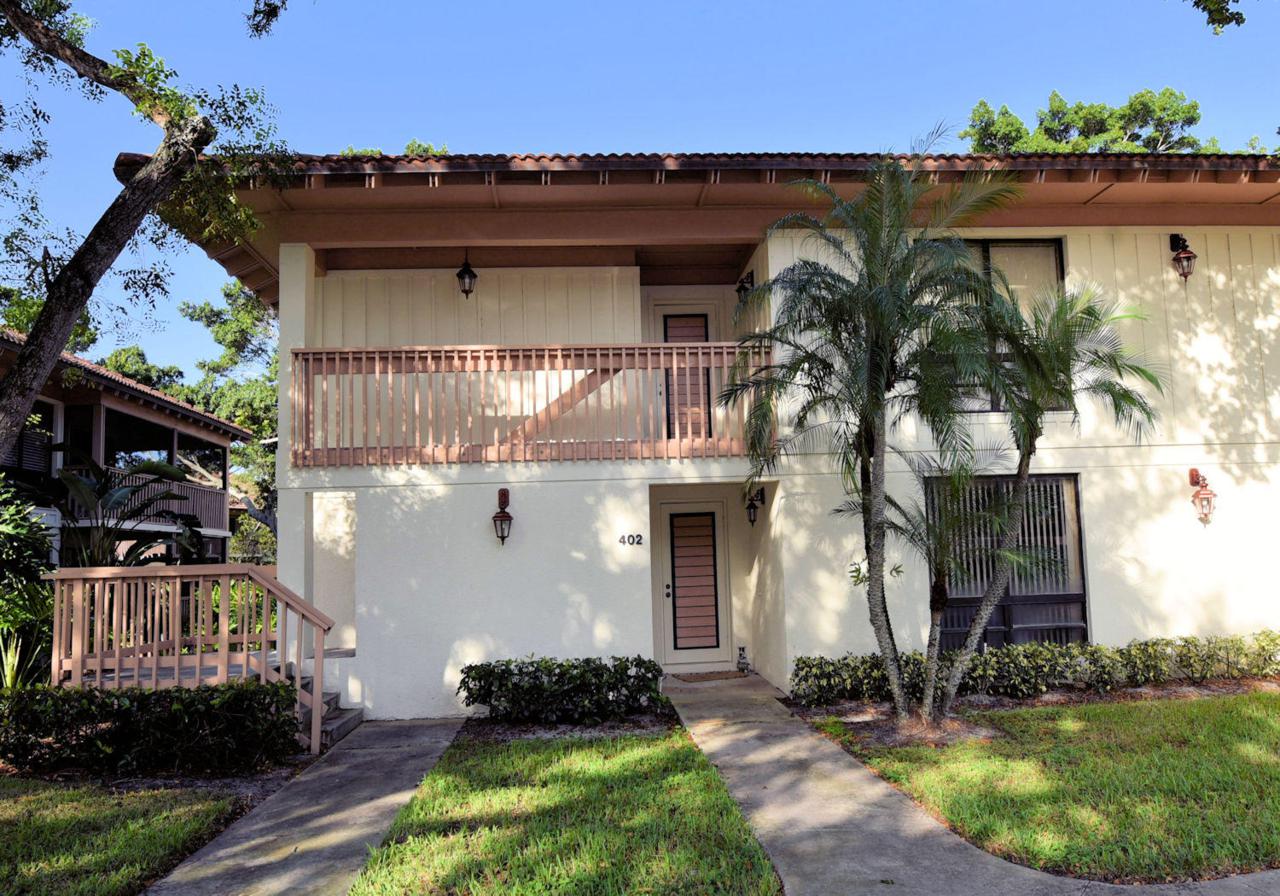 402 Brackenwood Lane - Photo 1