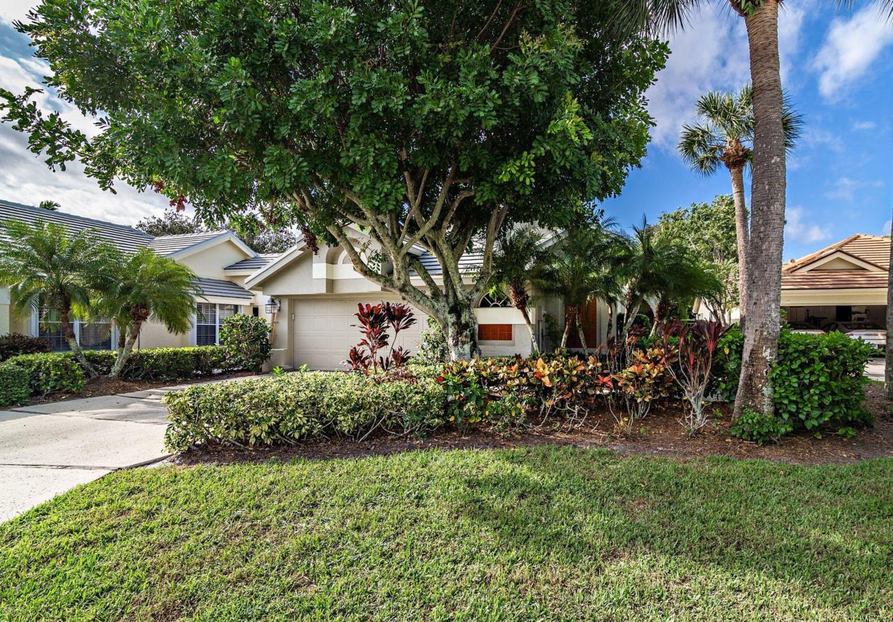 3920 Shearwater Drive - Photo 1
