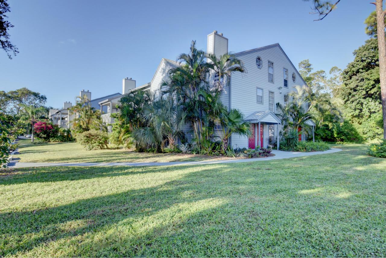 5079 Heatherhill Lane - Photo 1