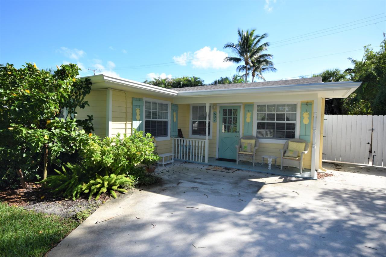 602 Allen Avenue - Photo 1