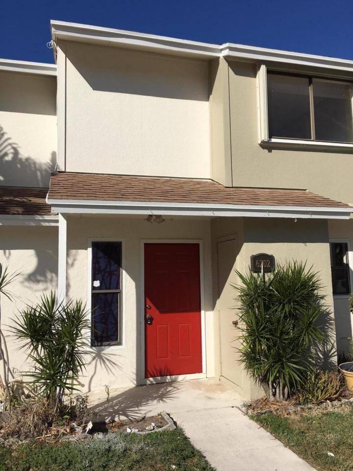 6202 Dockside Circle - Photo 1