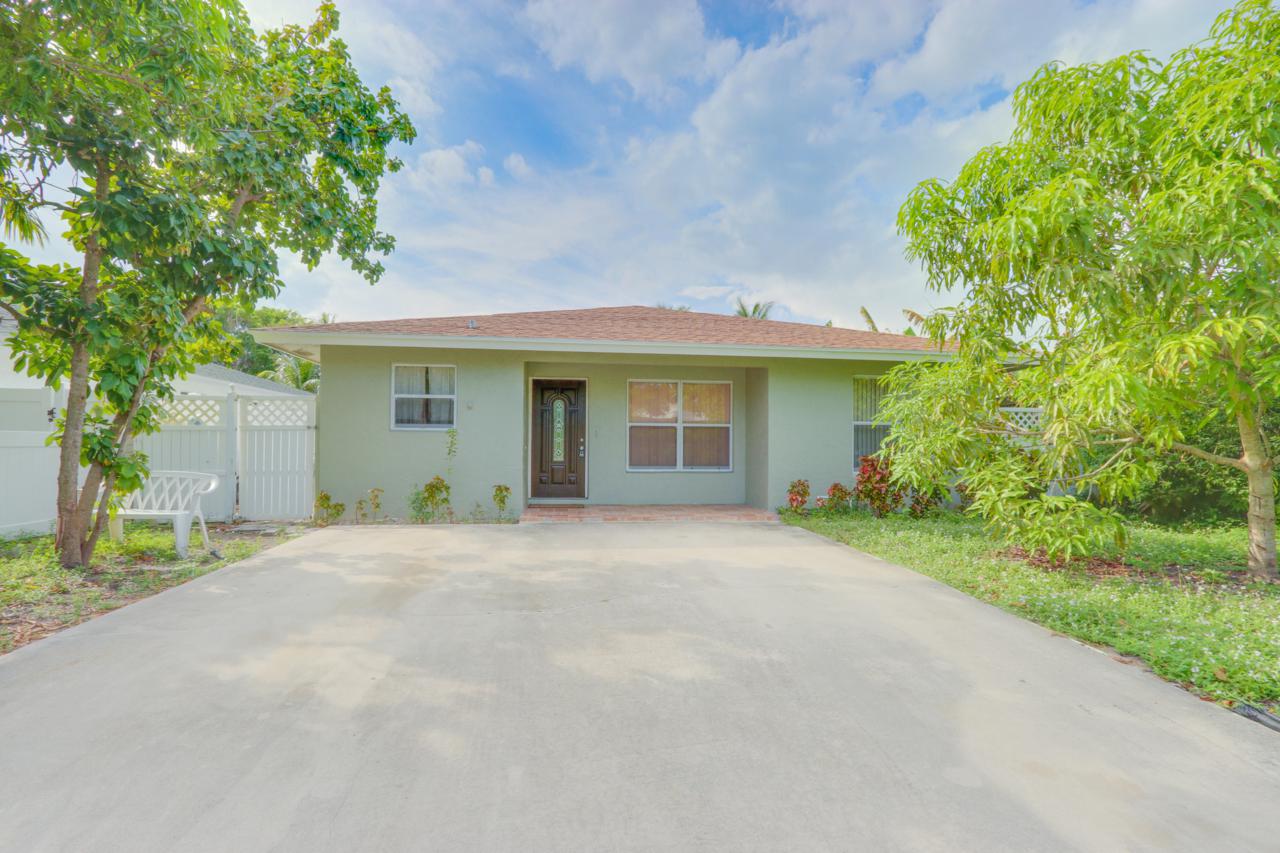 312 1st Avenue - Photo 1