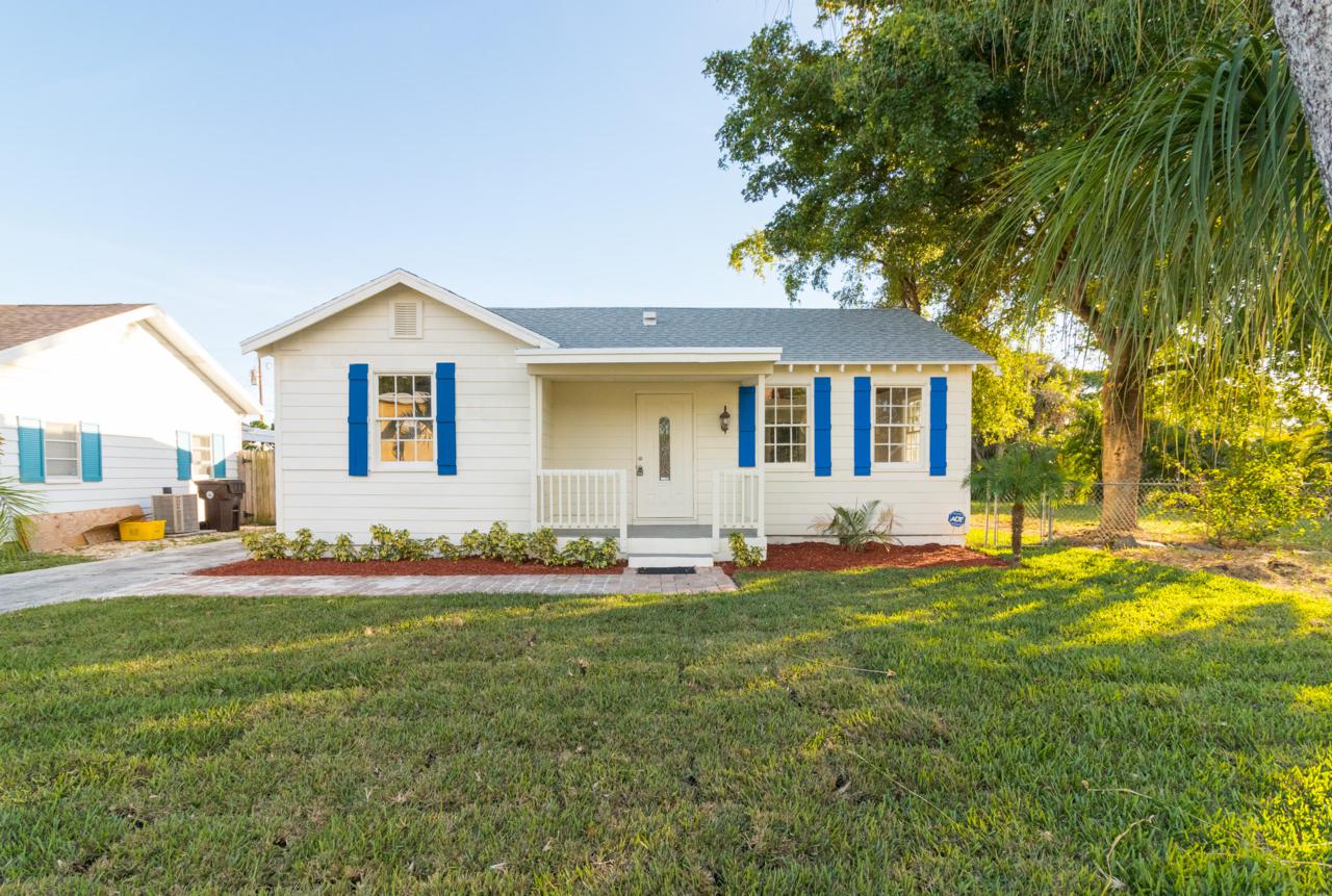 1222 Alpha Street - Photo 1