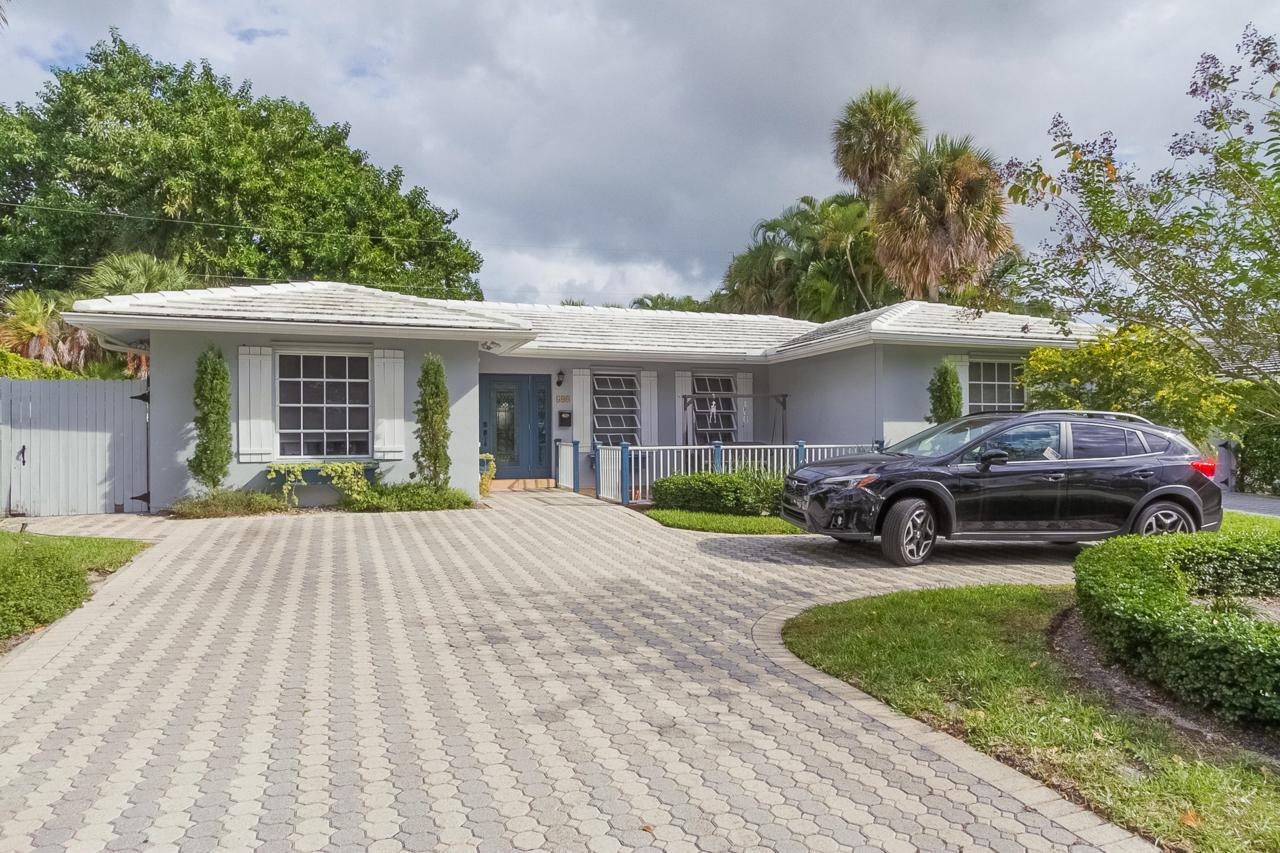 600 7th Avenue - Photo 1