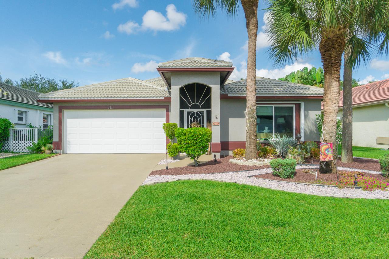 1611 Lakefield N Court - Photo 1